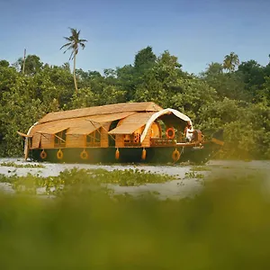 https://spice-coast-cruises.hotels-alappuzha.com